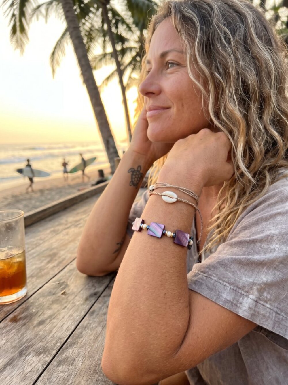 Iridescent Purple Shell & Pearl Beaded Statement Bracelet – Boho Chic